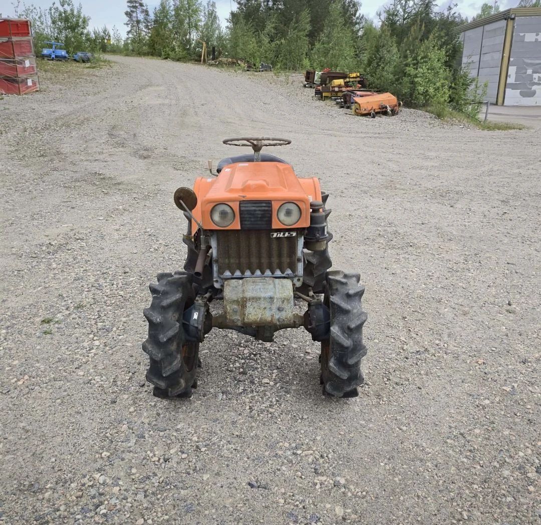 Image 3/9