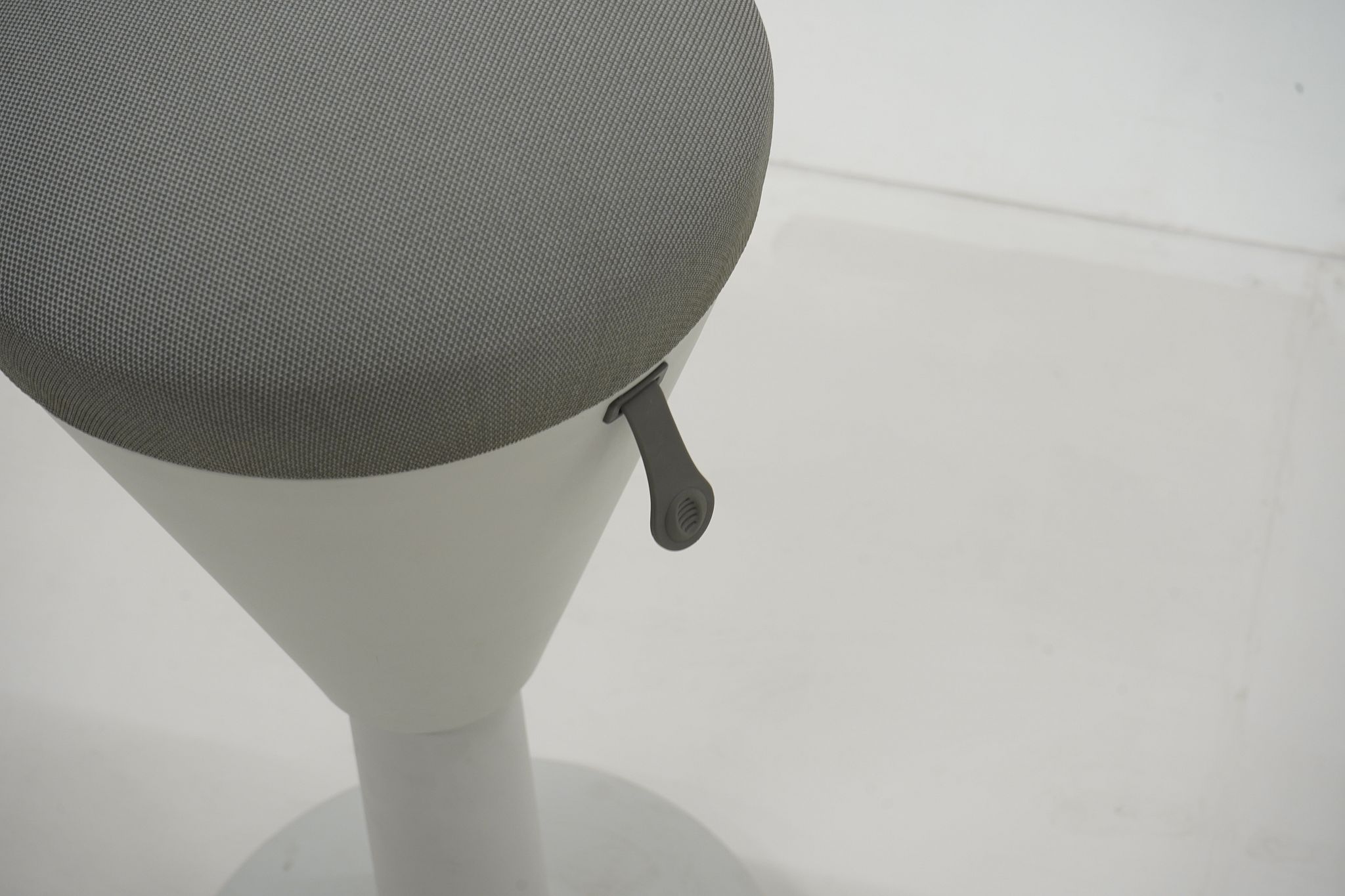 Image 6/7