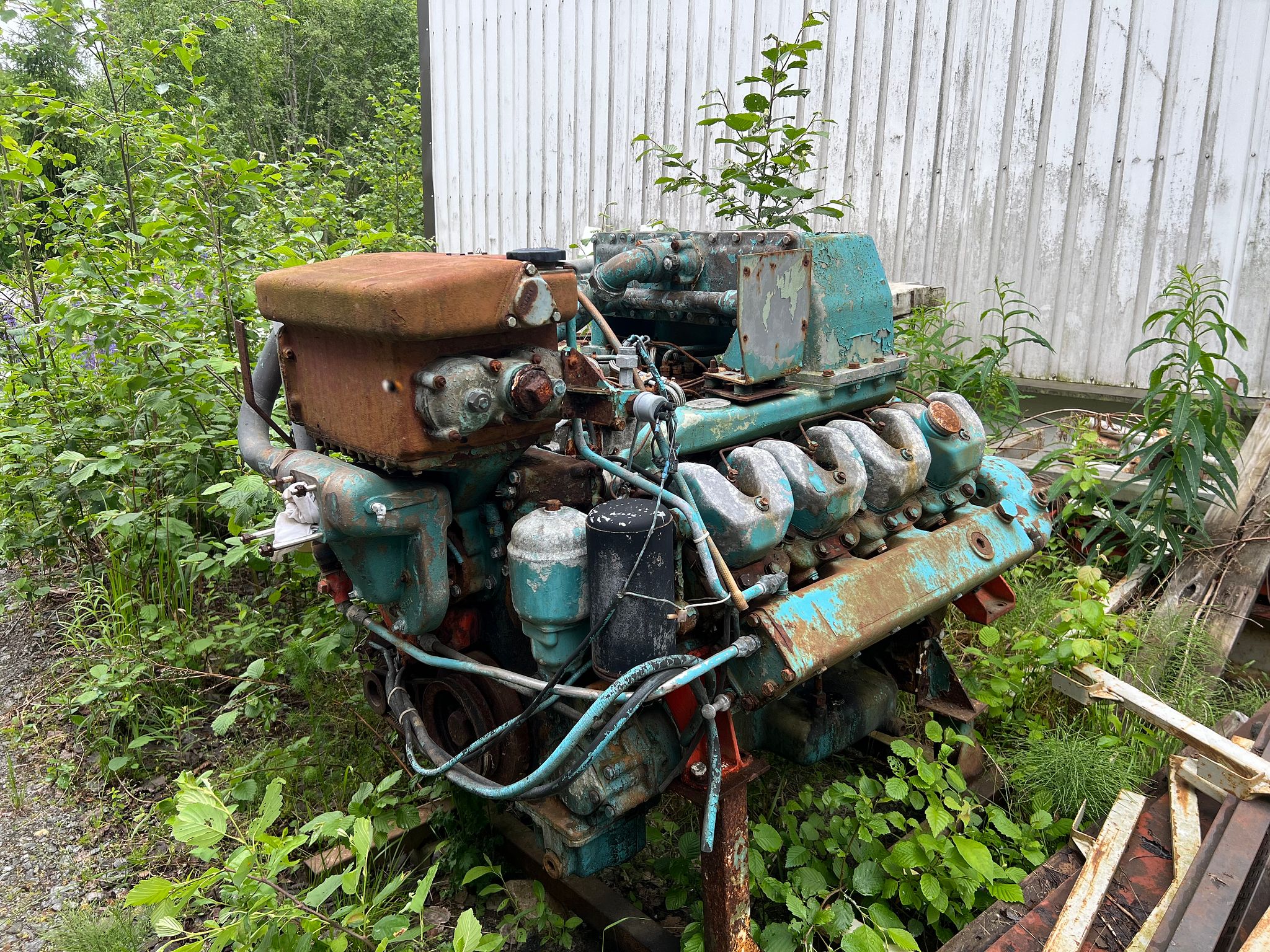 Image 1/18