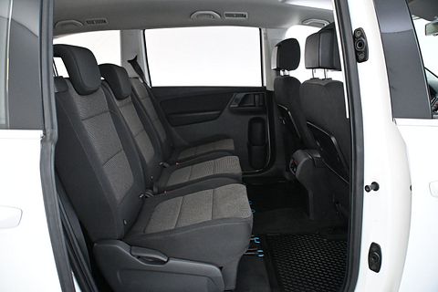 Image 10/48