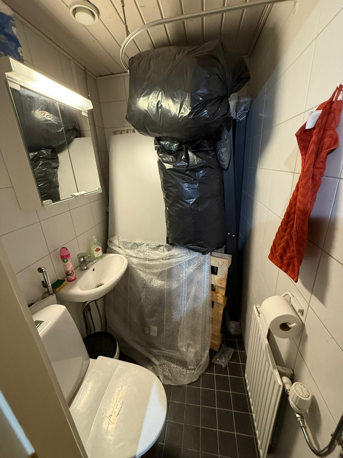 Image 8/24