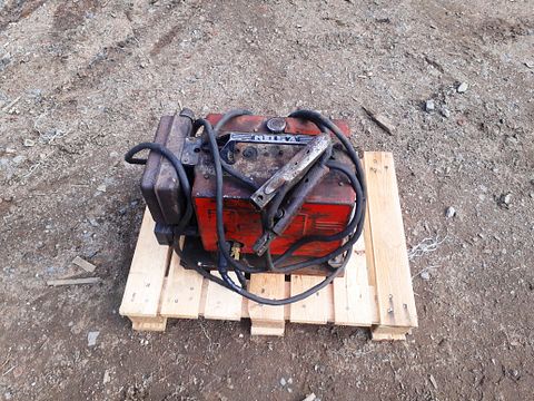 Image 3/5
