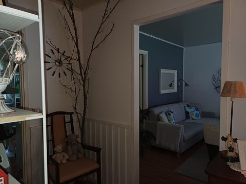 Image 2/14