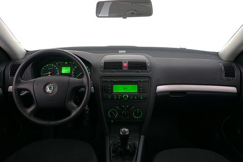 Image 8/36
