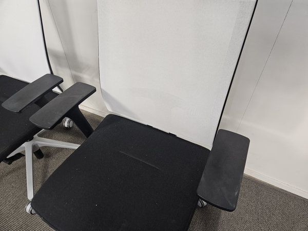 Image 7/14