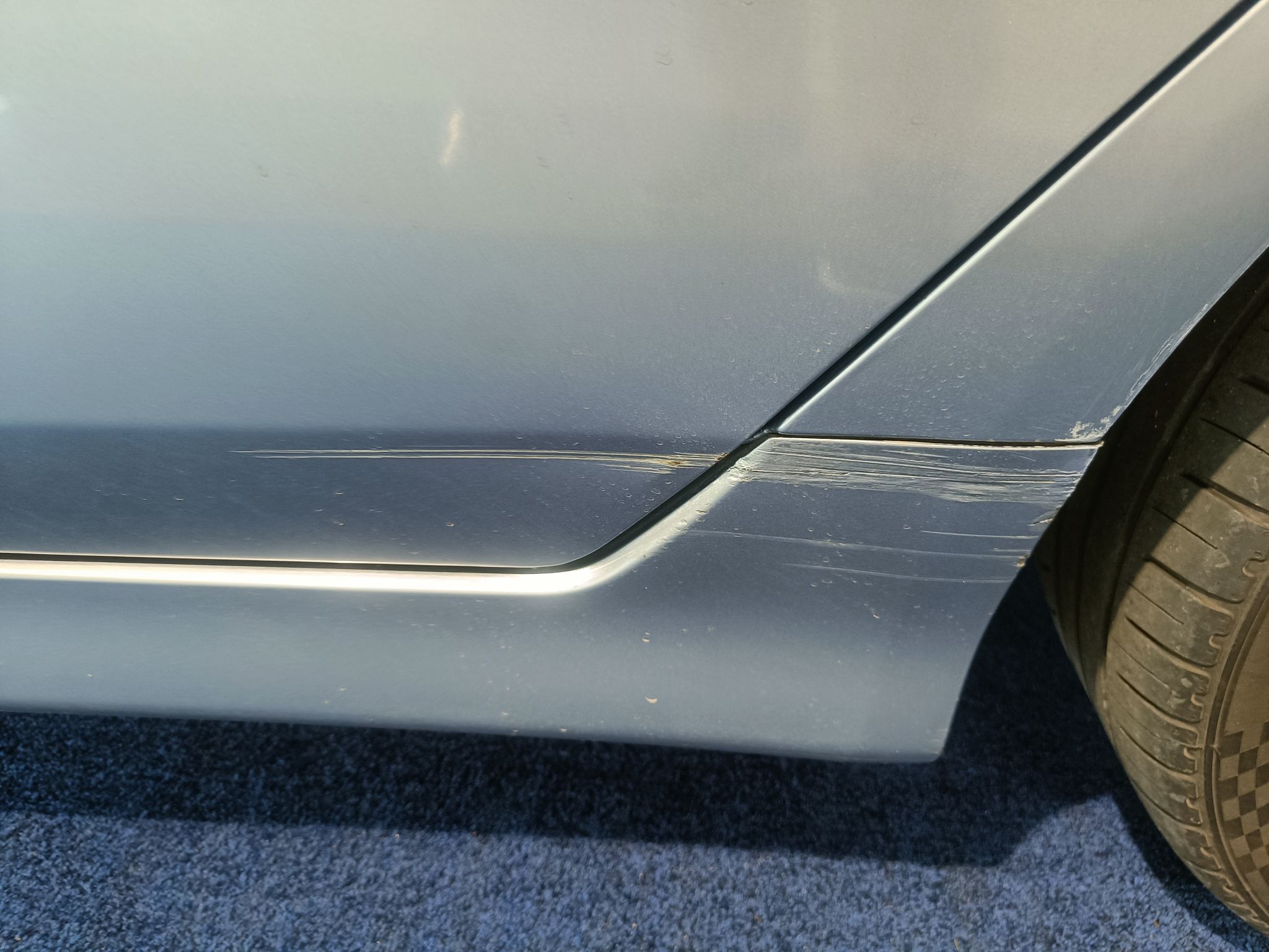 Image 7/18
