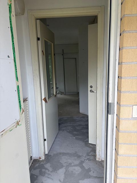 Image 3/29