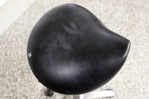 Image 6/9