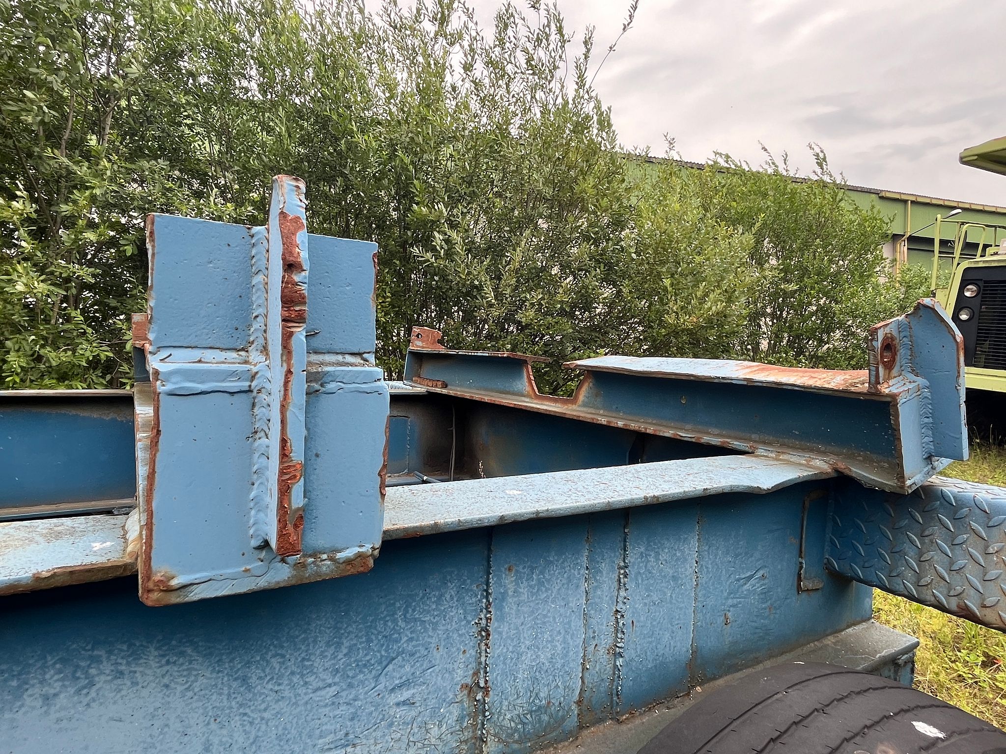 Image 5/8