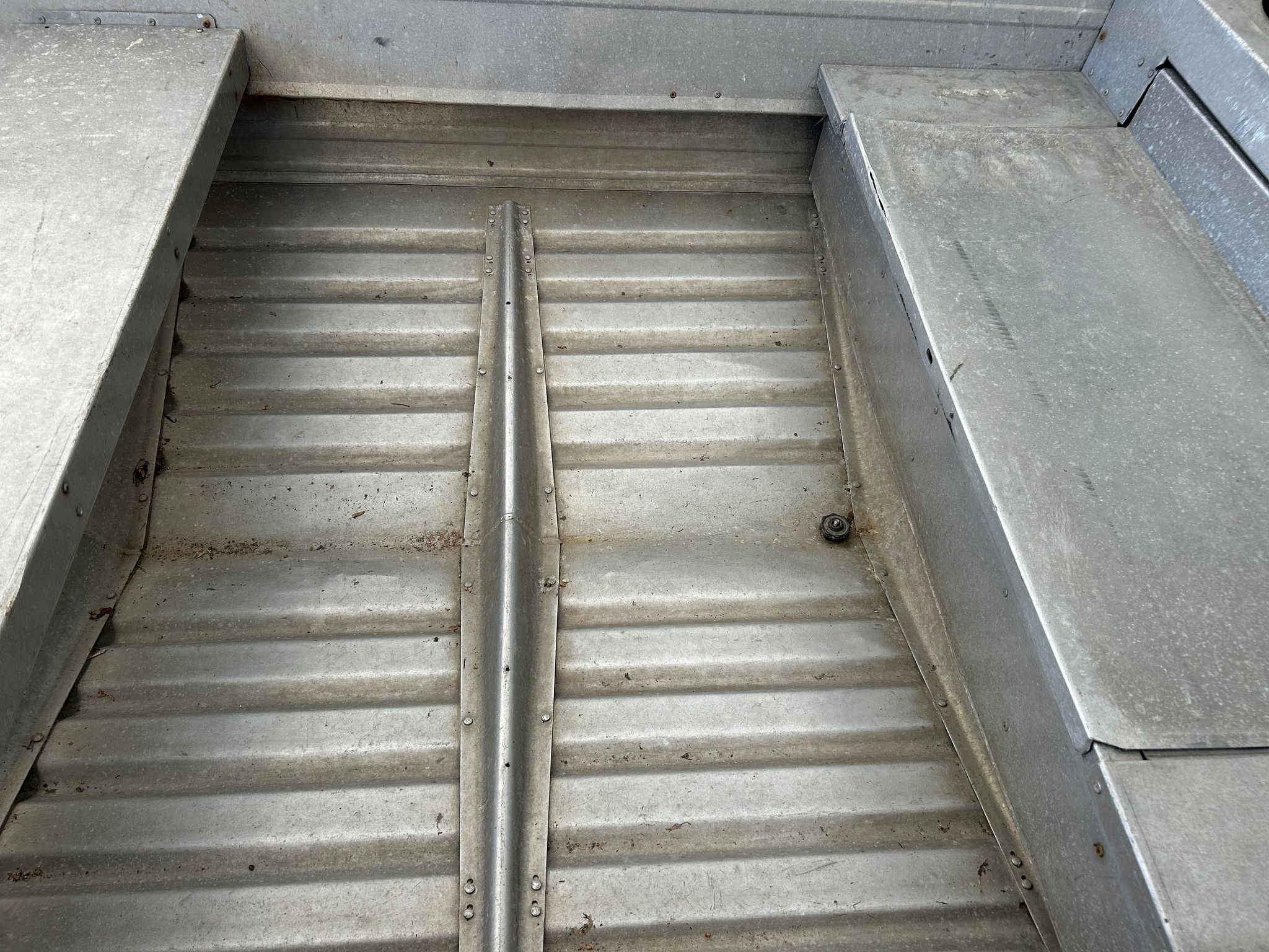 Image 6/6