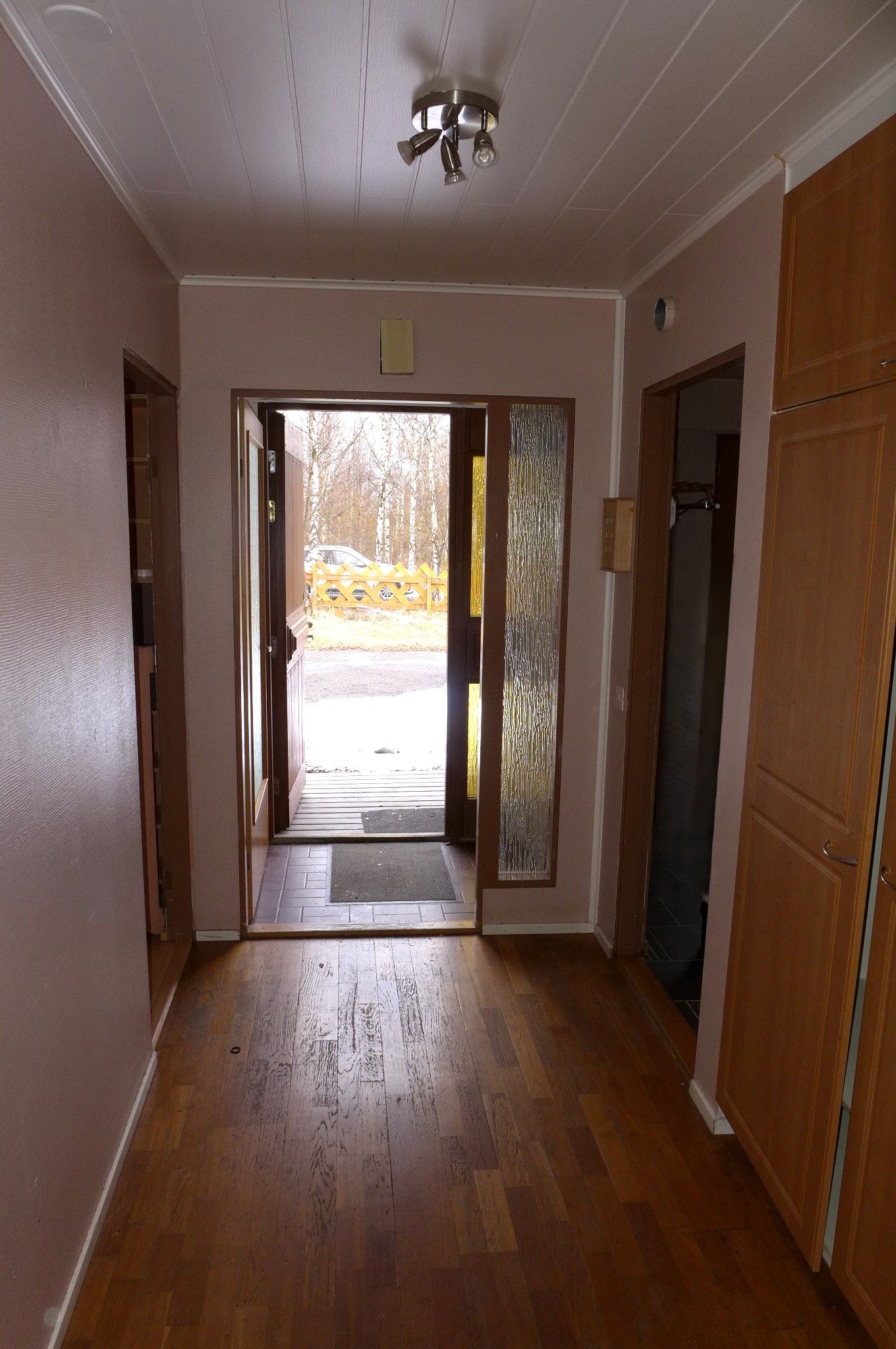 Image 10/36