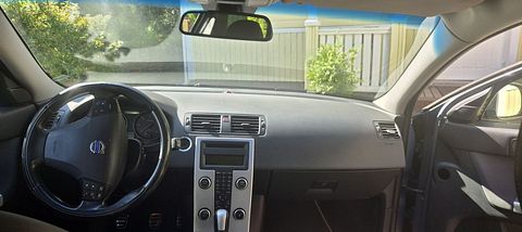 Image 7/10