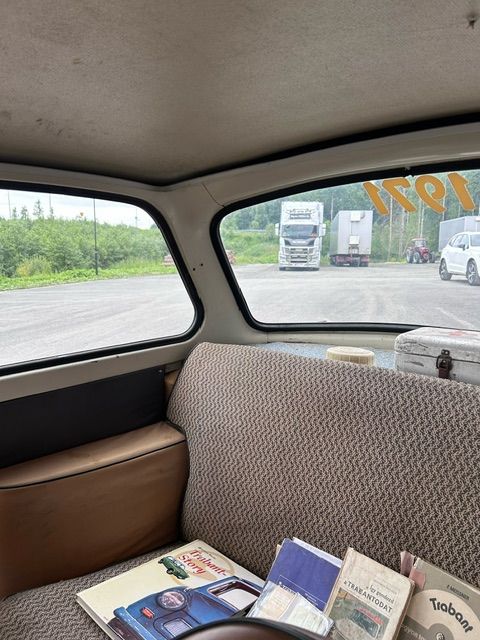 Image 11/14