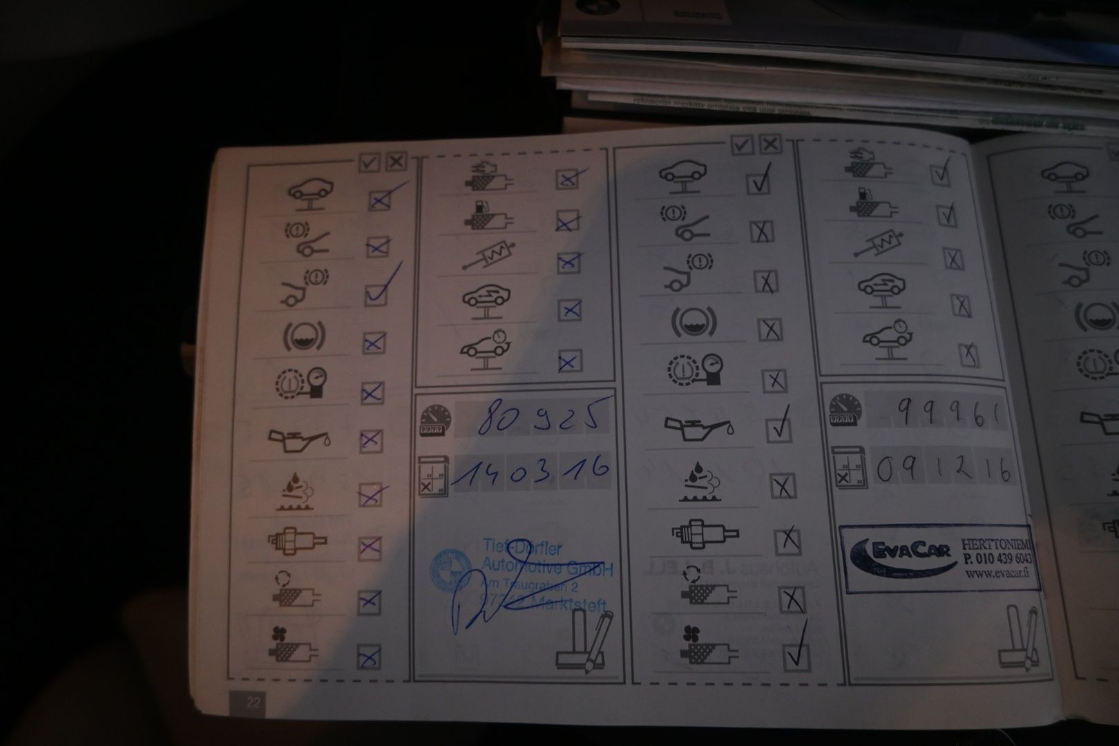 Image 11/36