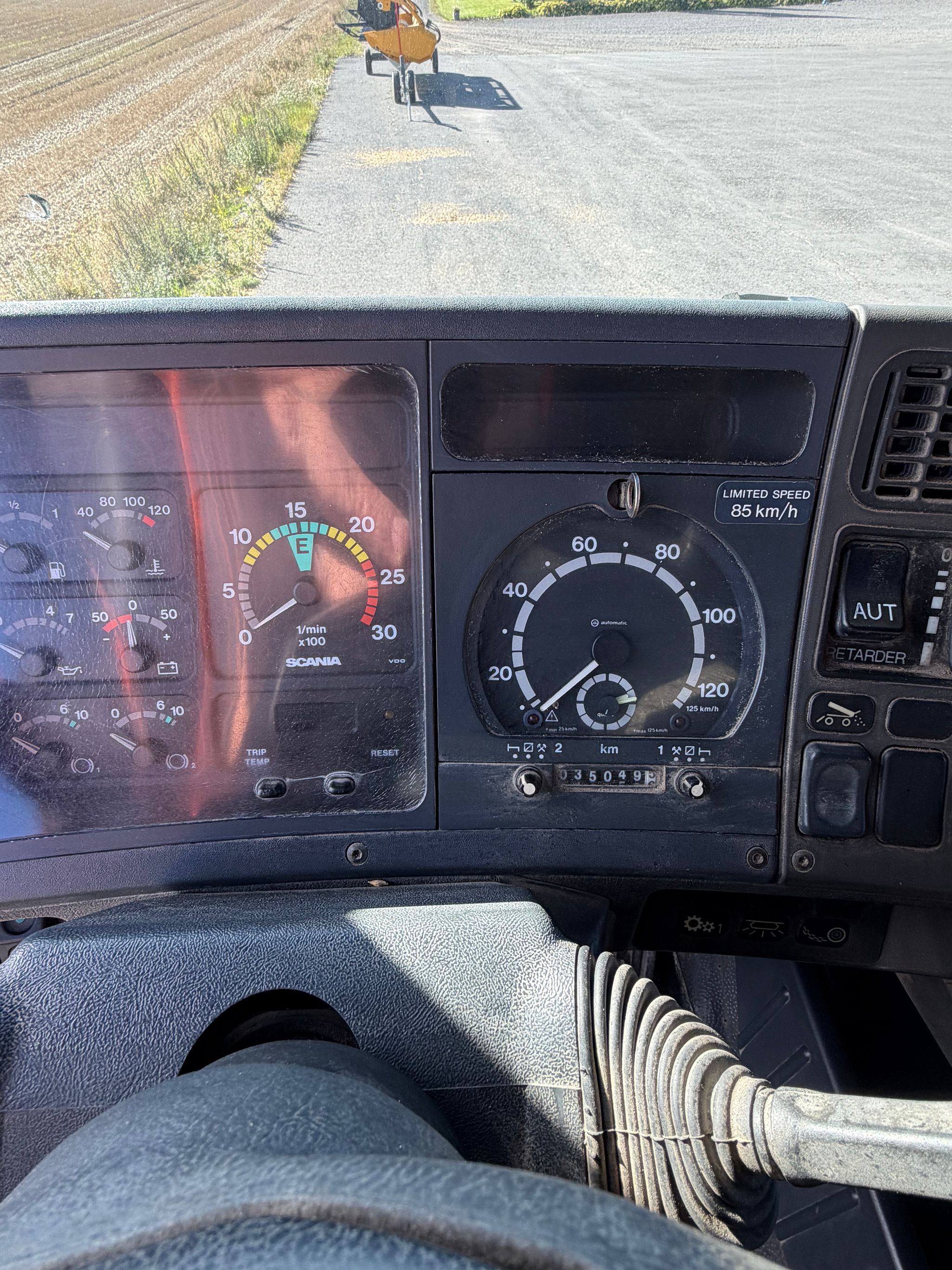 Image 11/11