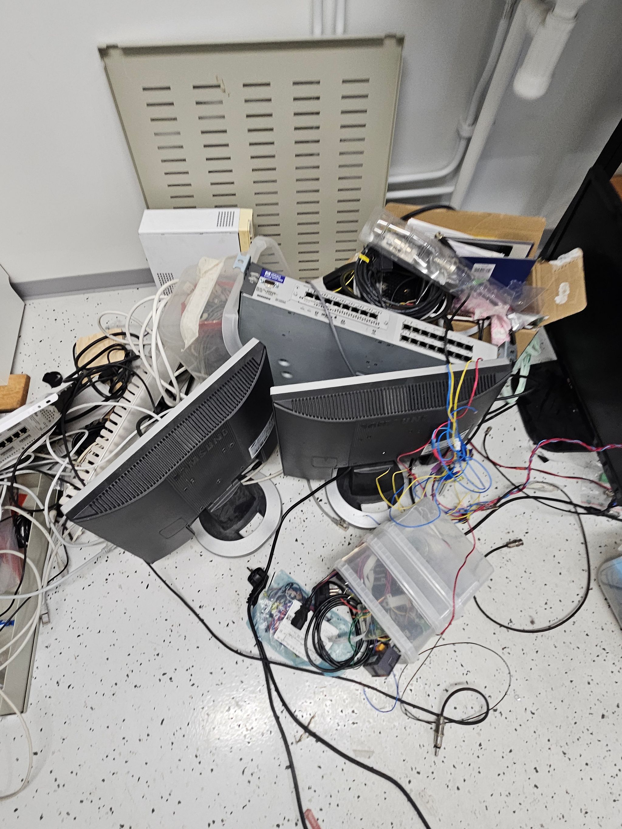 Image 34/40