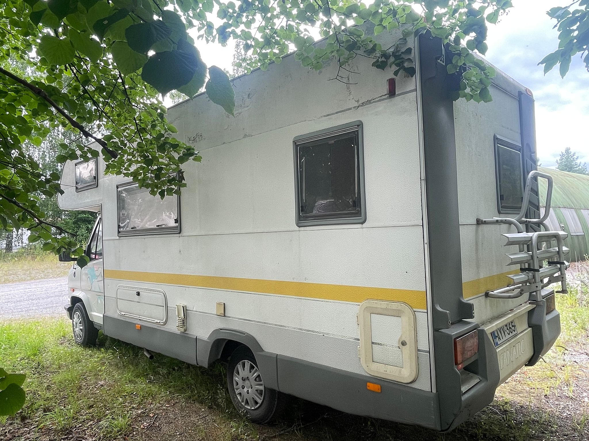 Image 5/19