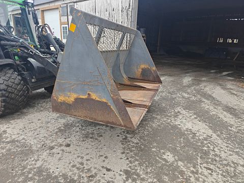 Image 3/7