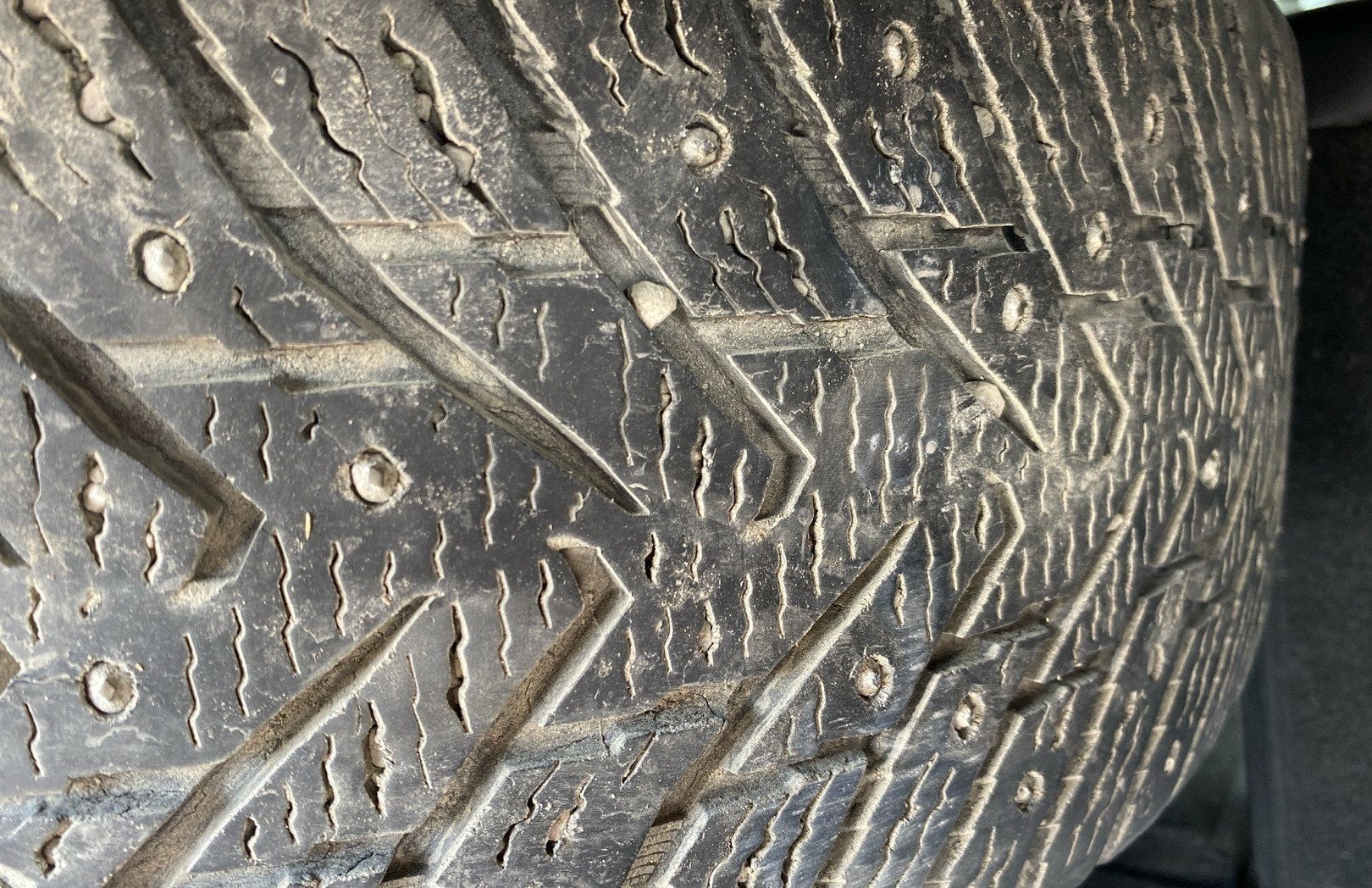 Image 24/27