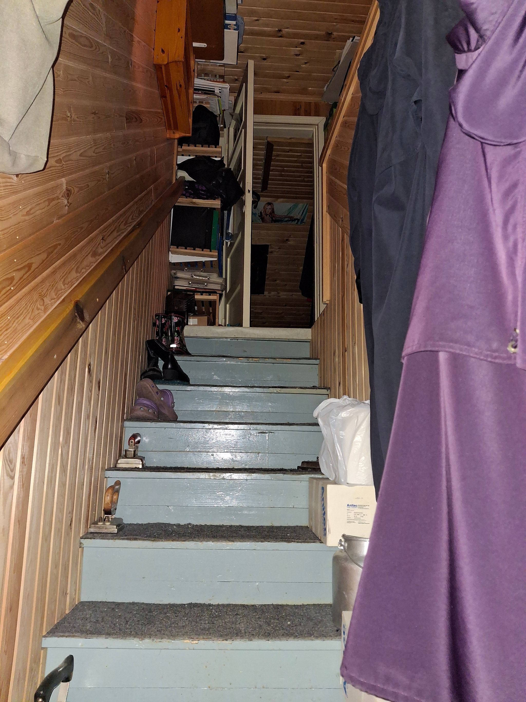 Image 19/42