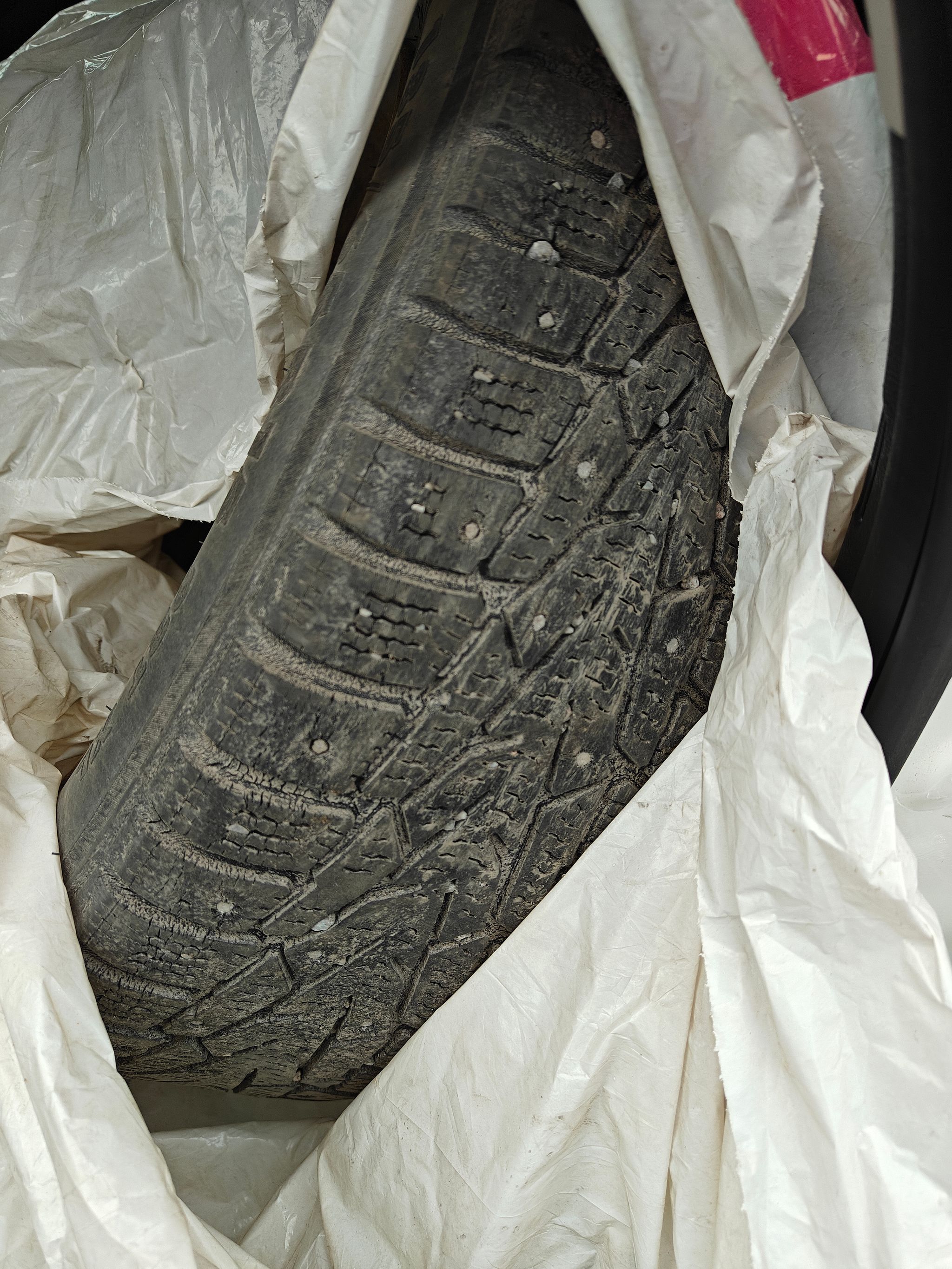 Image 18/23