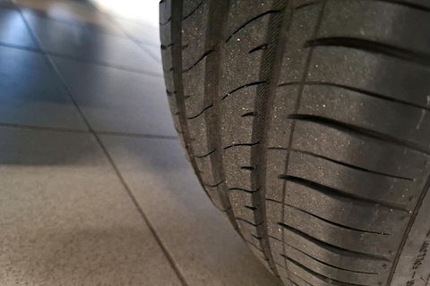 Image 13/23