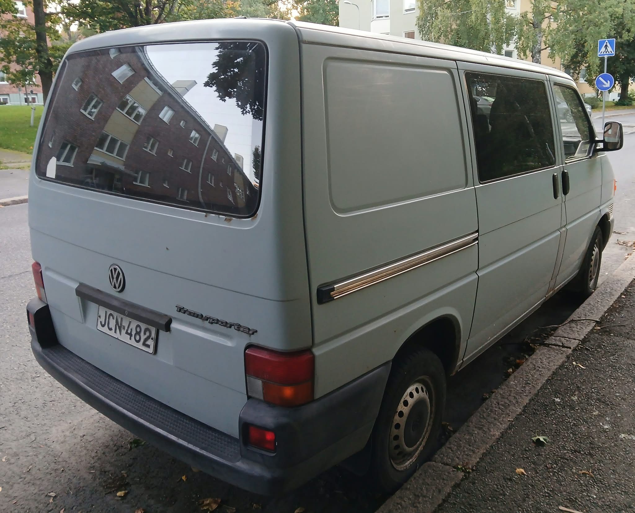 Image 3/20