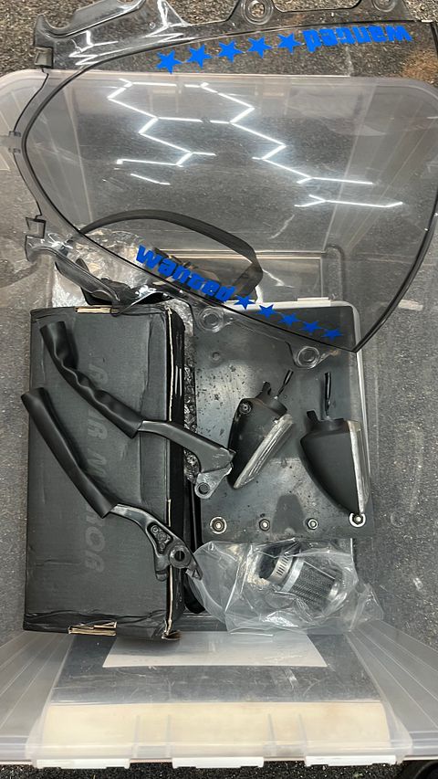 Image 8/11