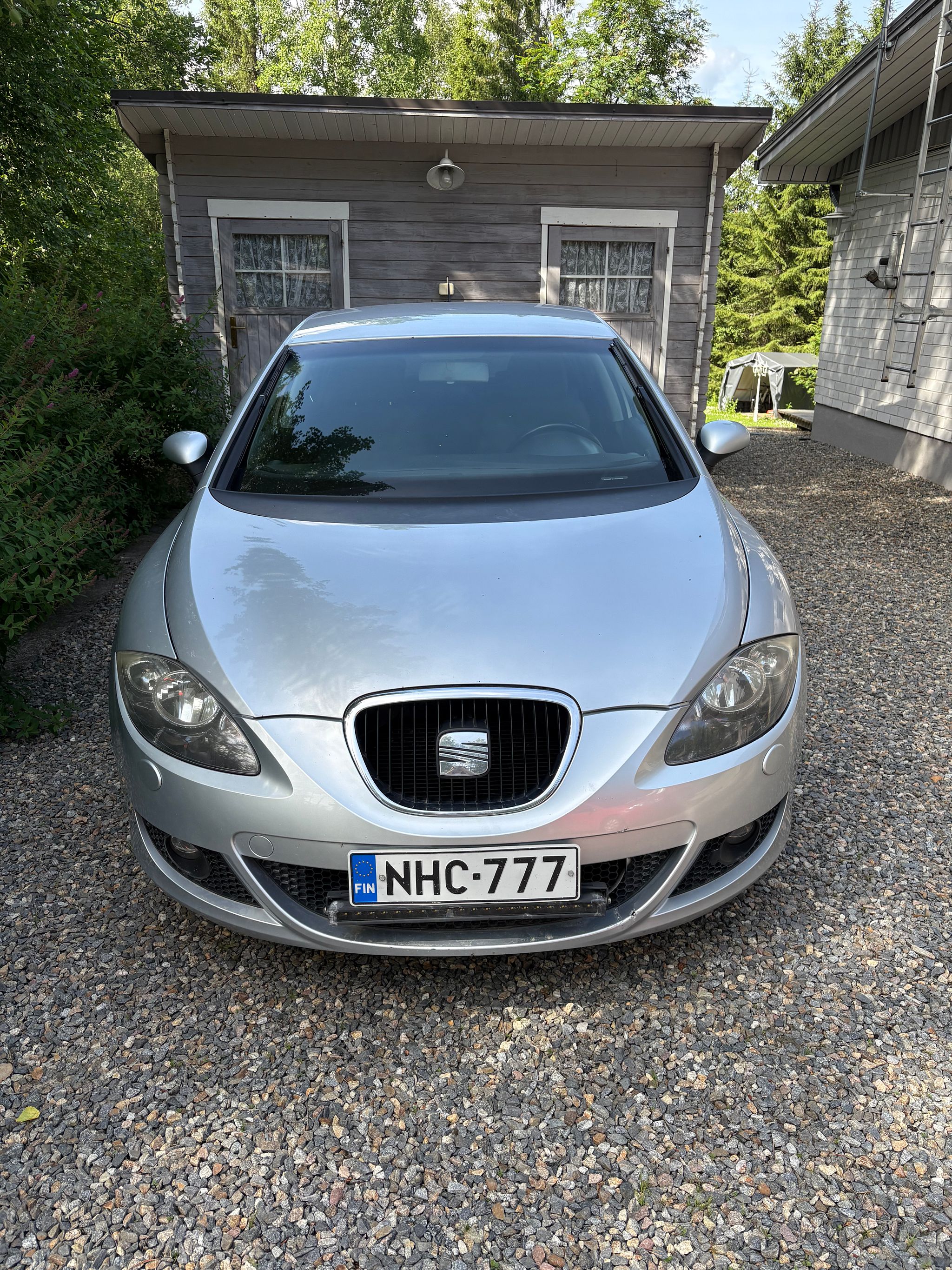 Image 1/10