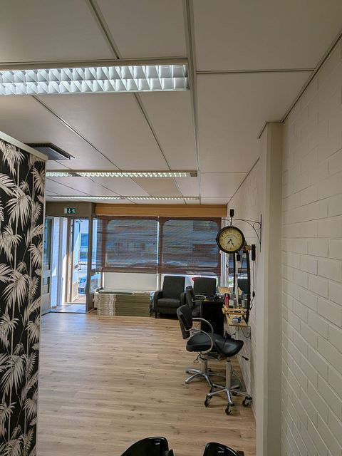 Image 10/11
