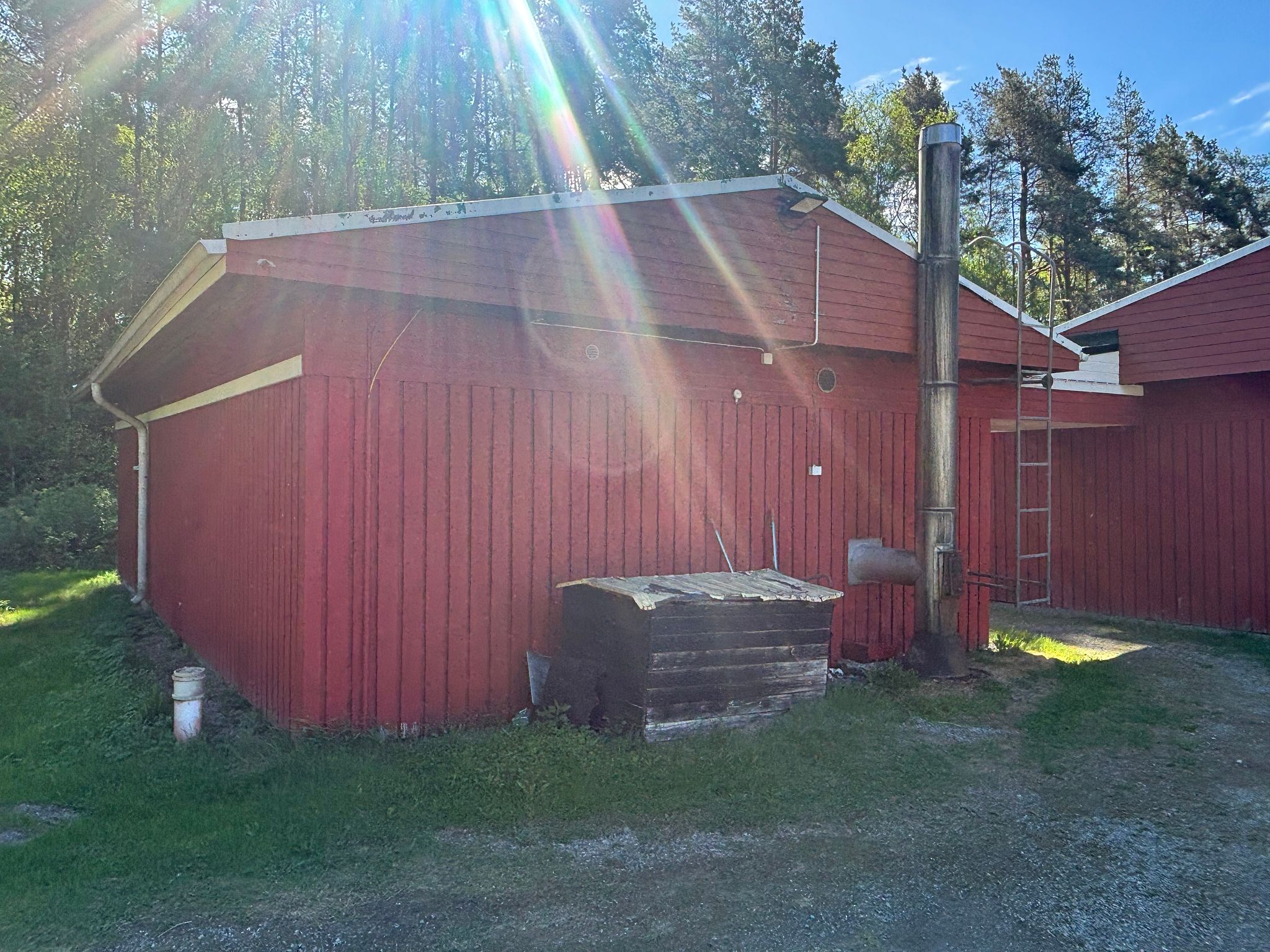 Image 4/16