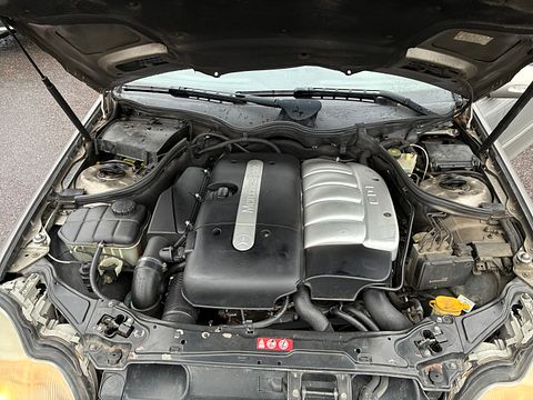 Image 11/22