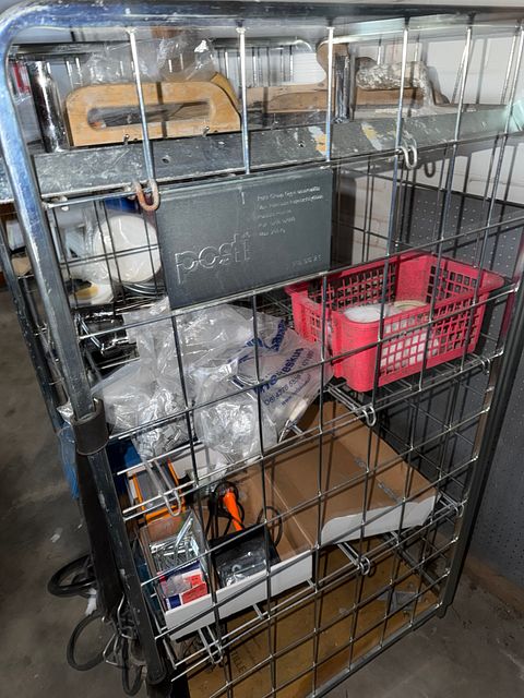 Image 8/60