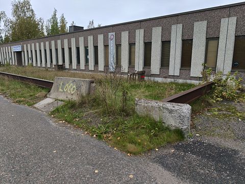 Image 3/78