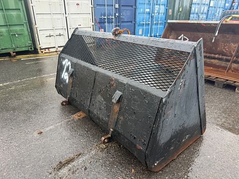 Image 1/8