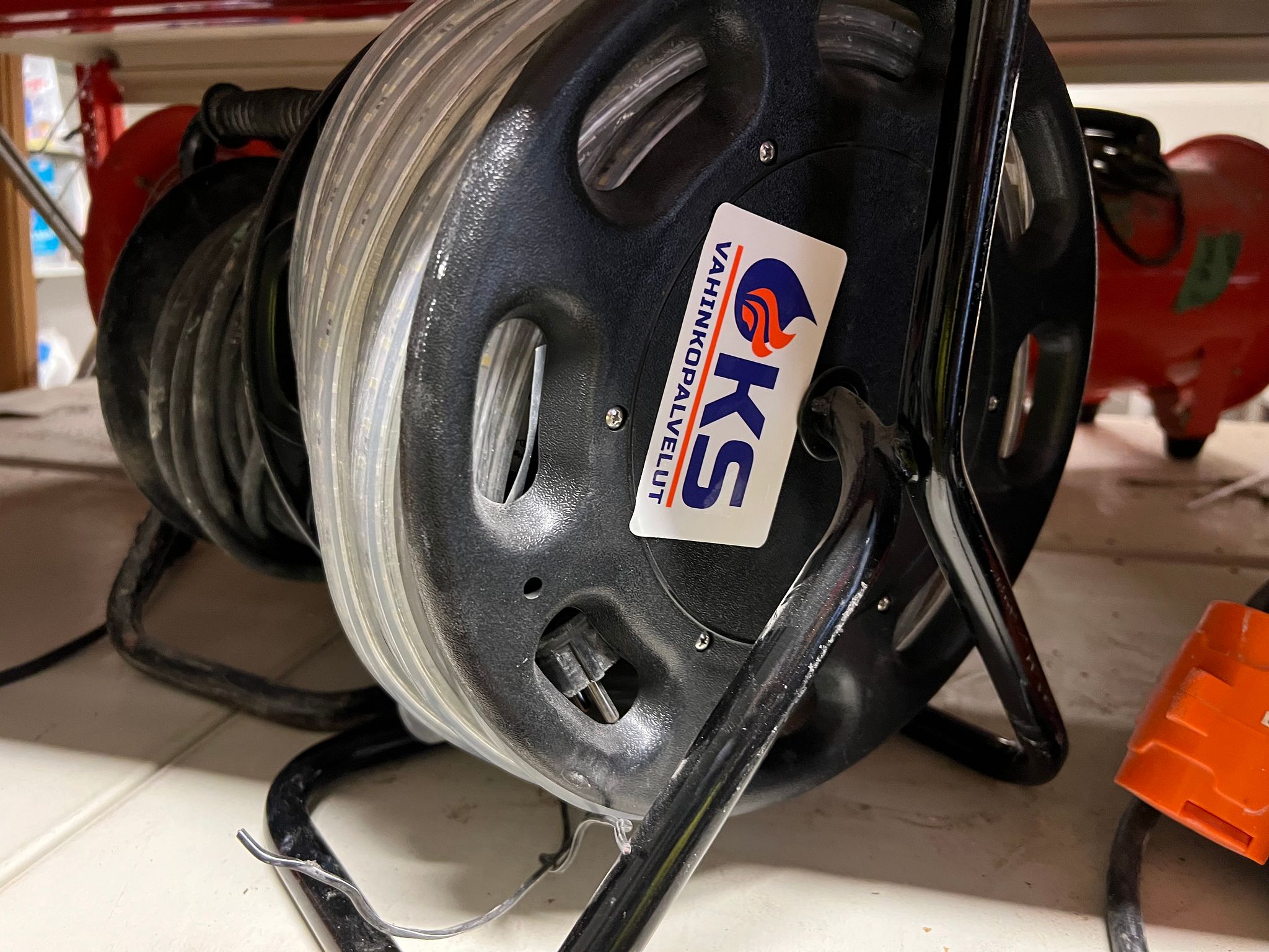 Image 7/8
