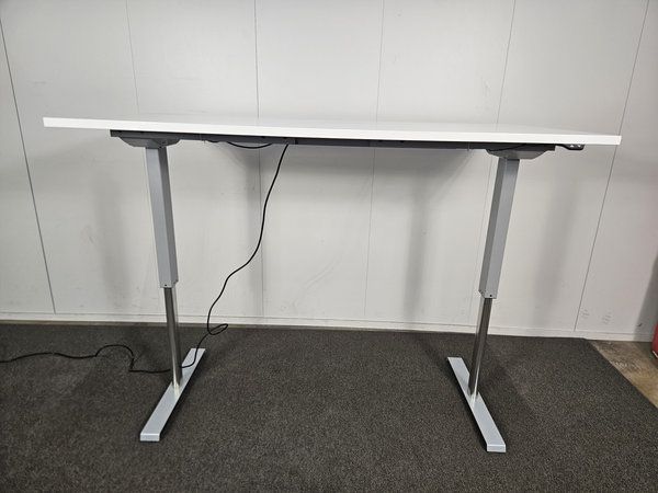 Image 1/7