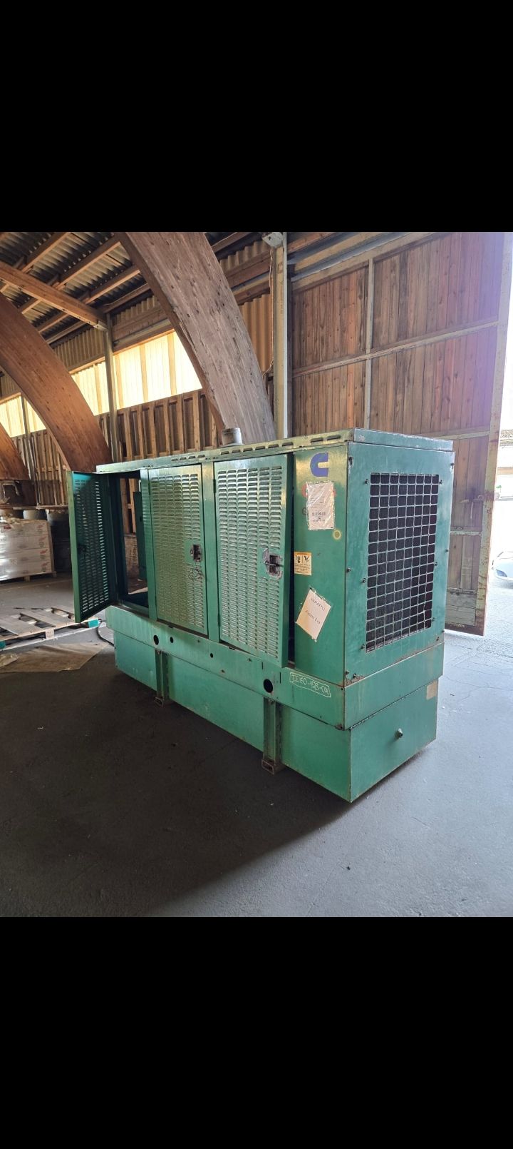Image 1/4