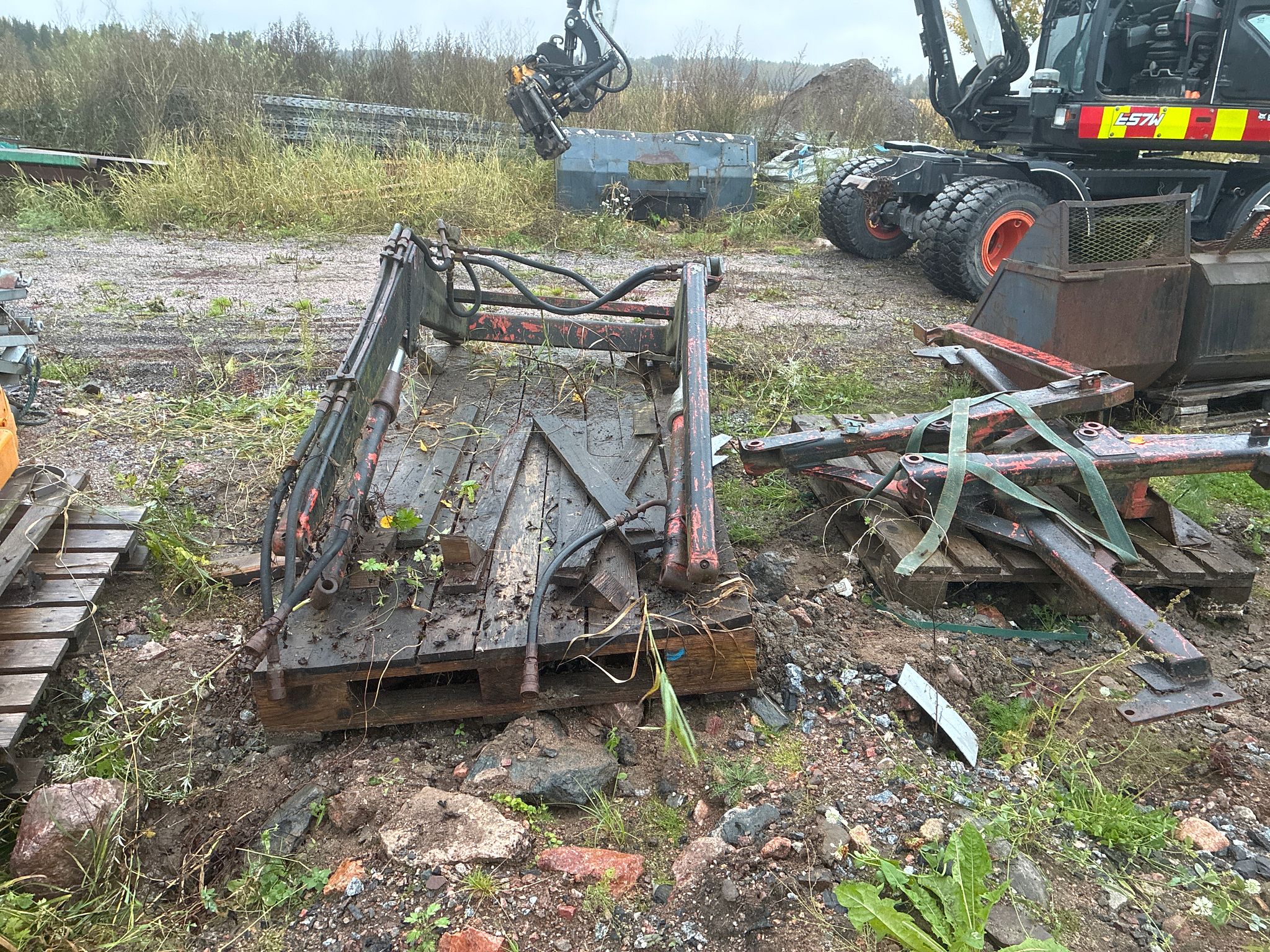 Image 5/8