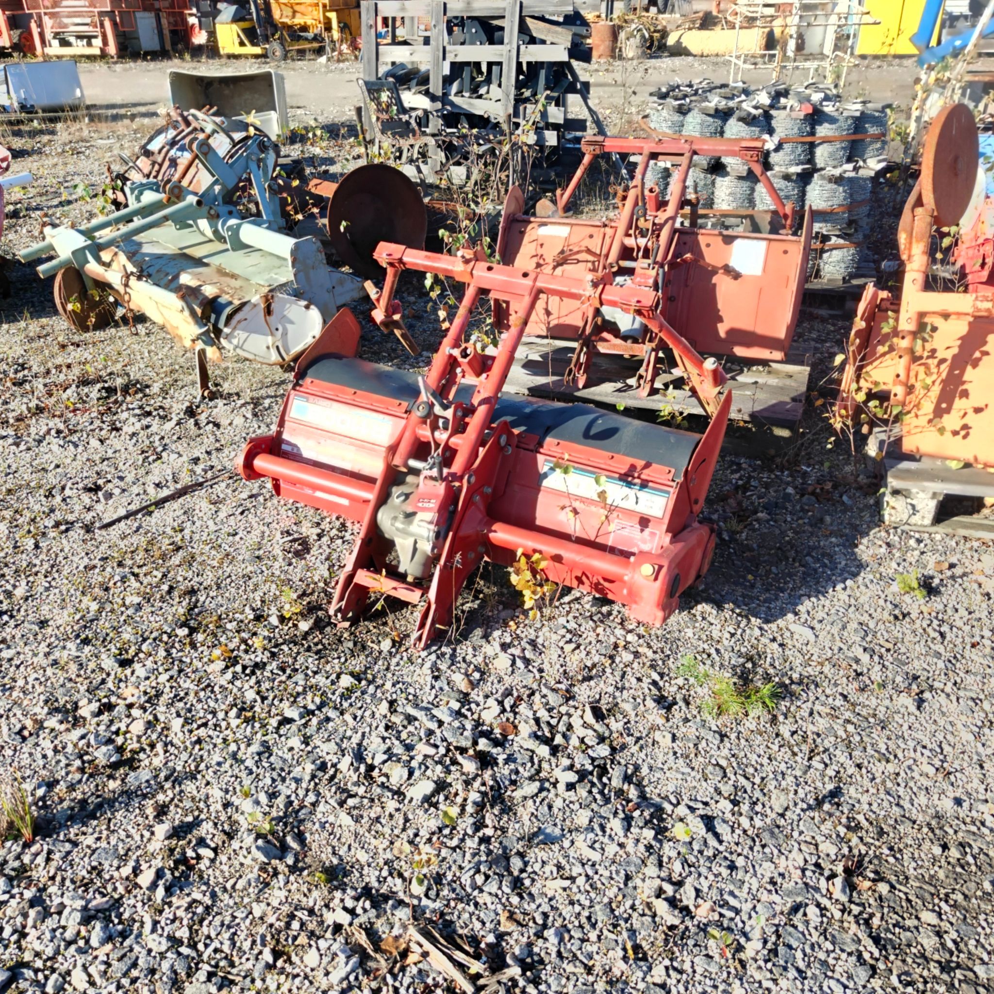 Image 4/4