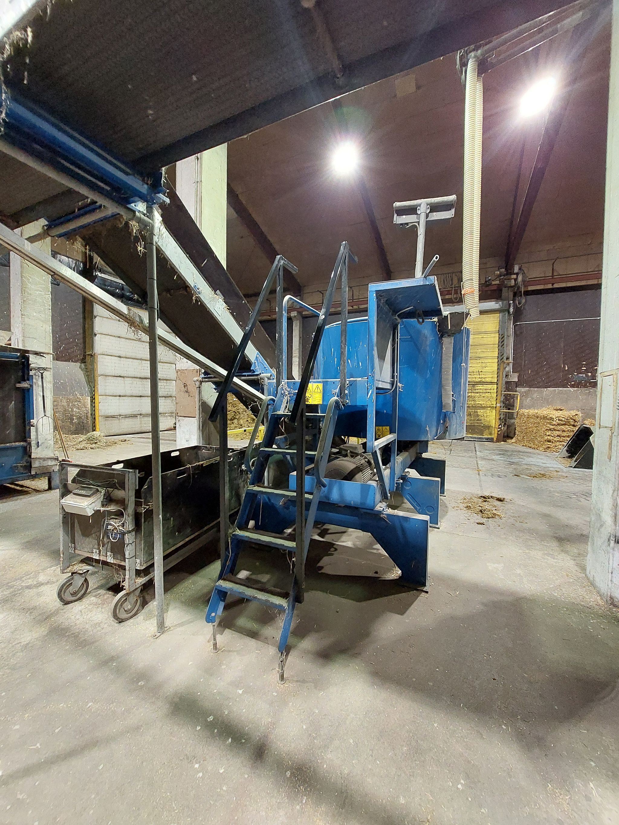 Image 2/5