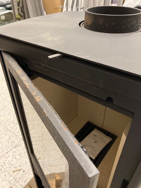 Image 3/7