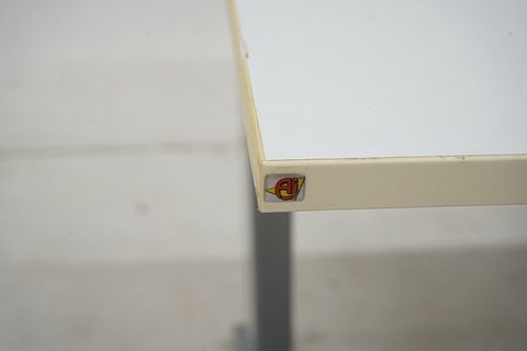 Image 3/9