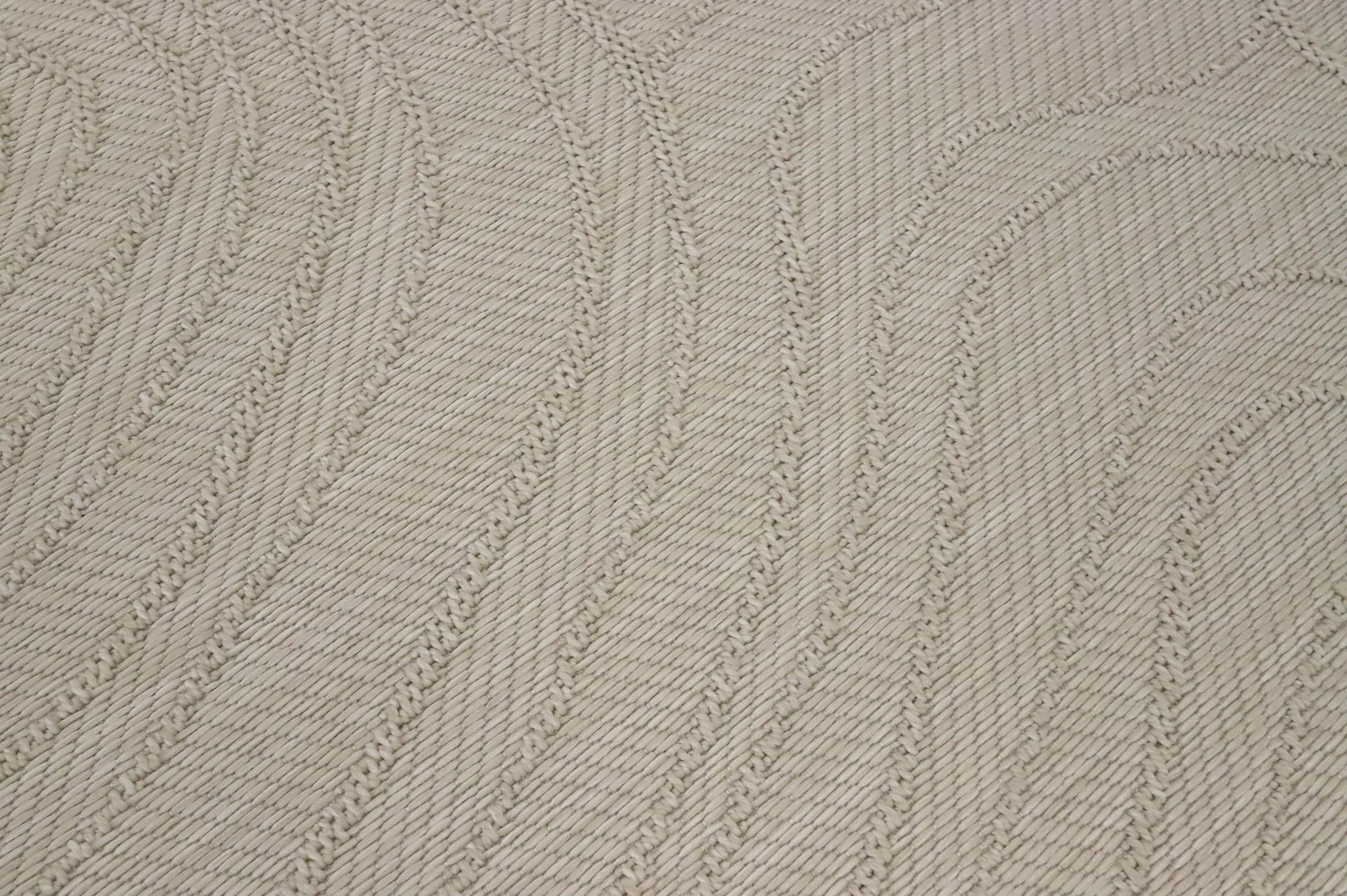 Image 3/6