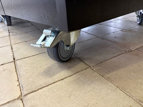 Image 3/9