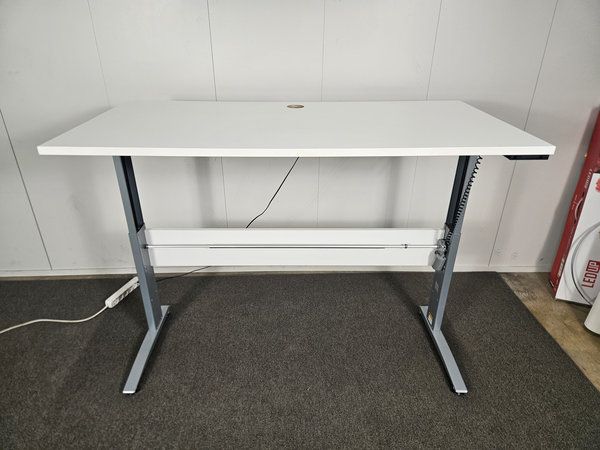 Image 2/5
