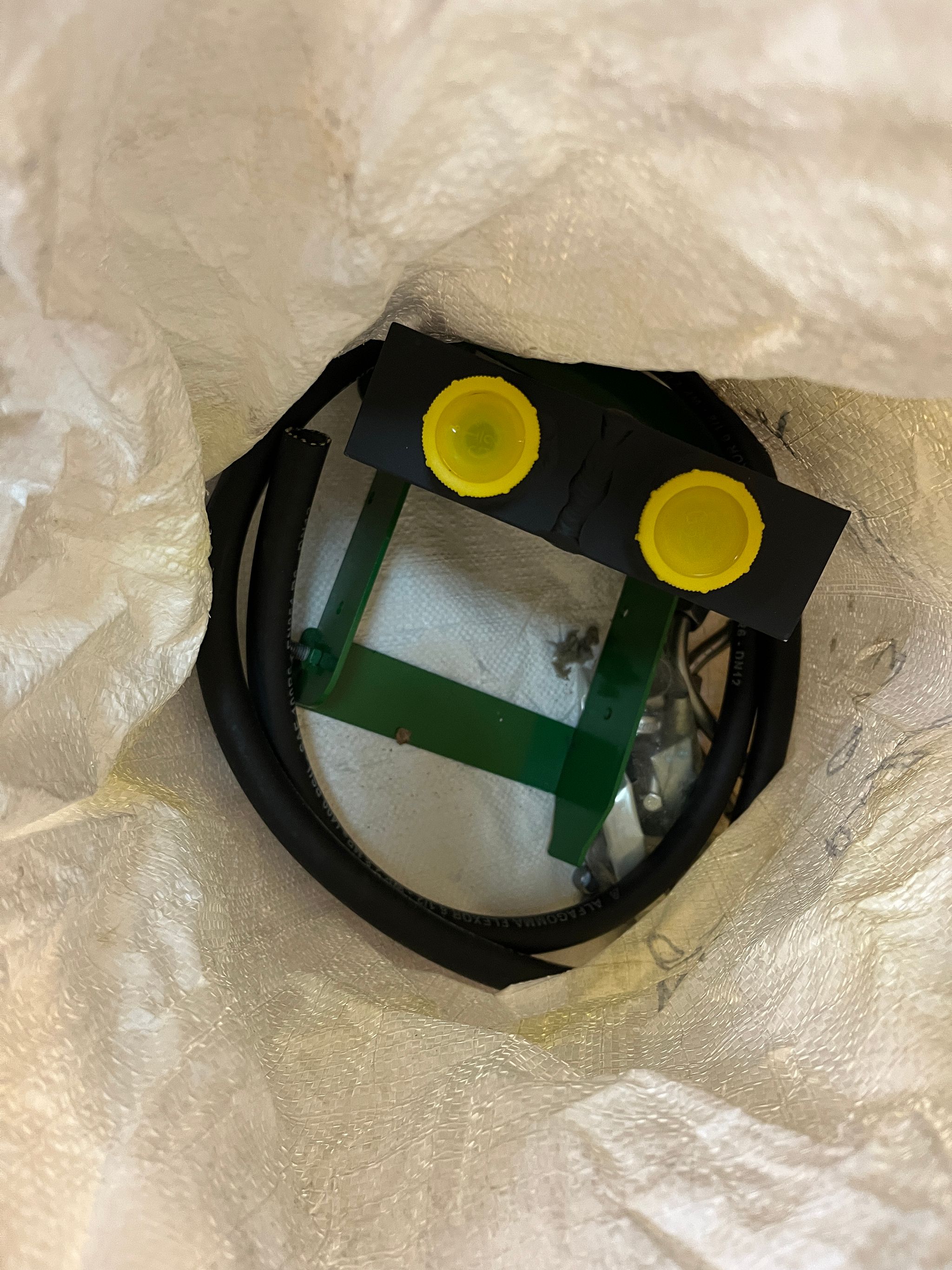 Image 3/4