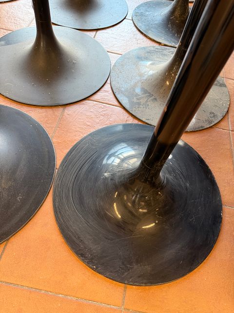Image 4/6