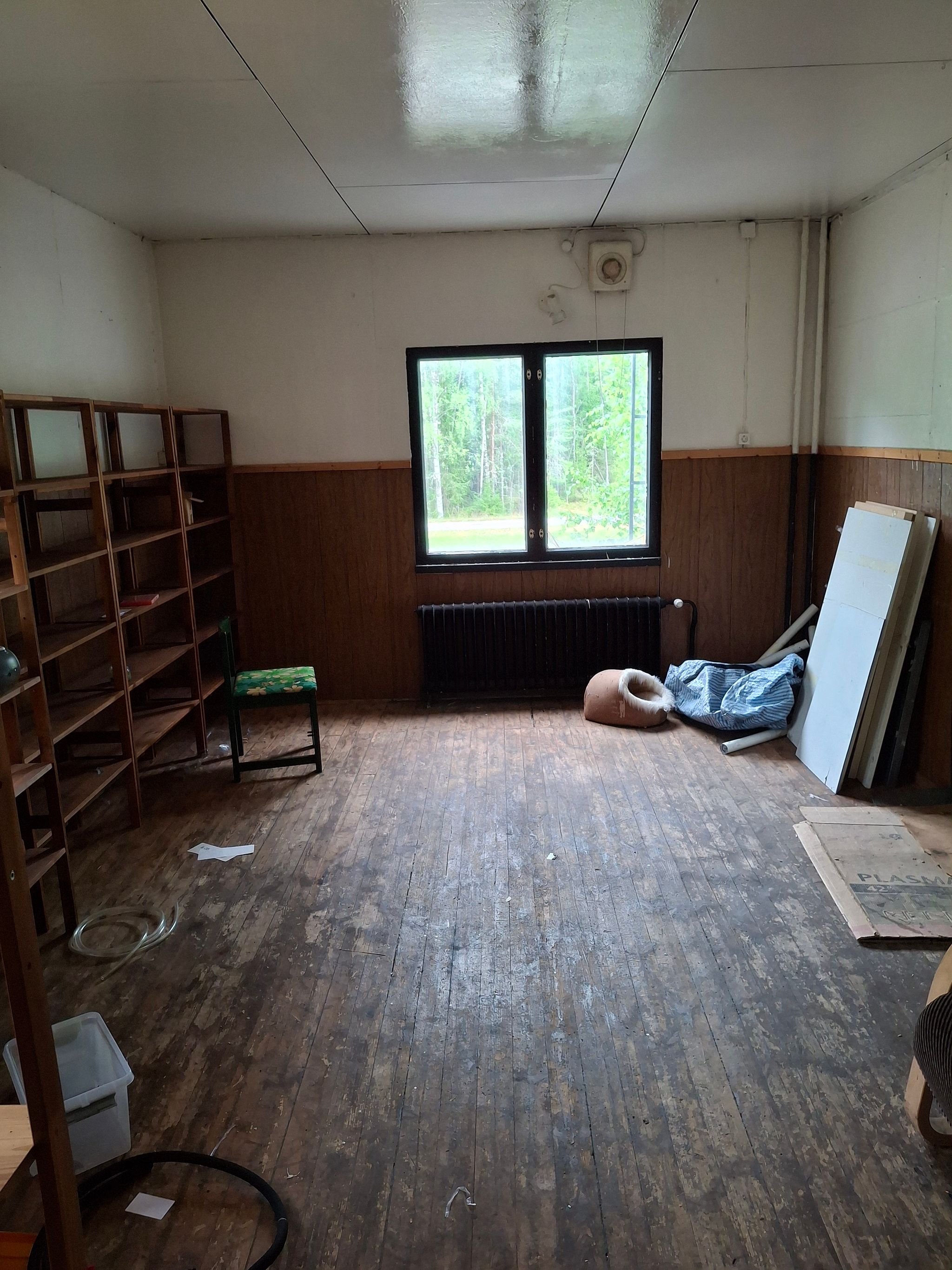 Image 15/49