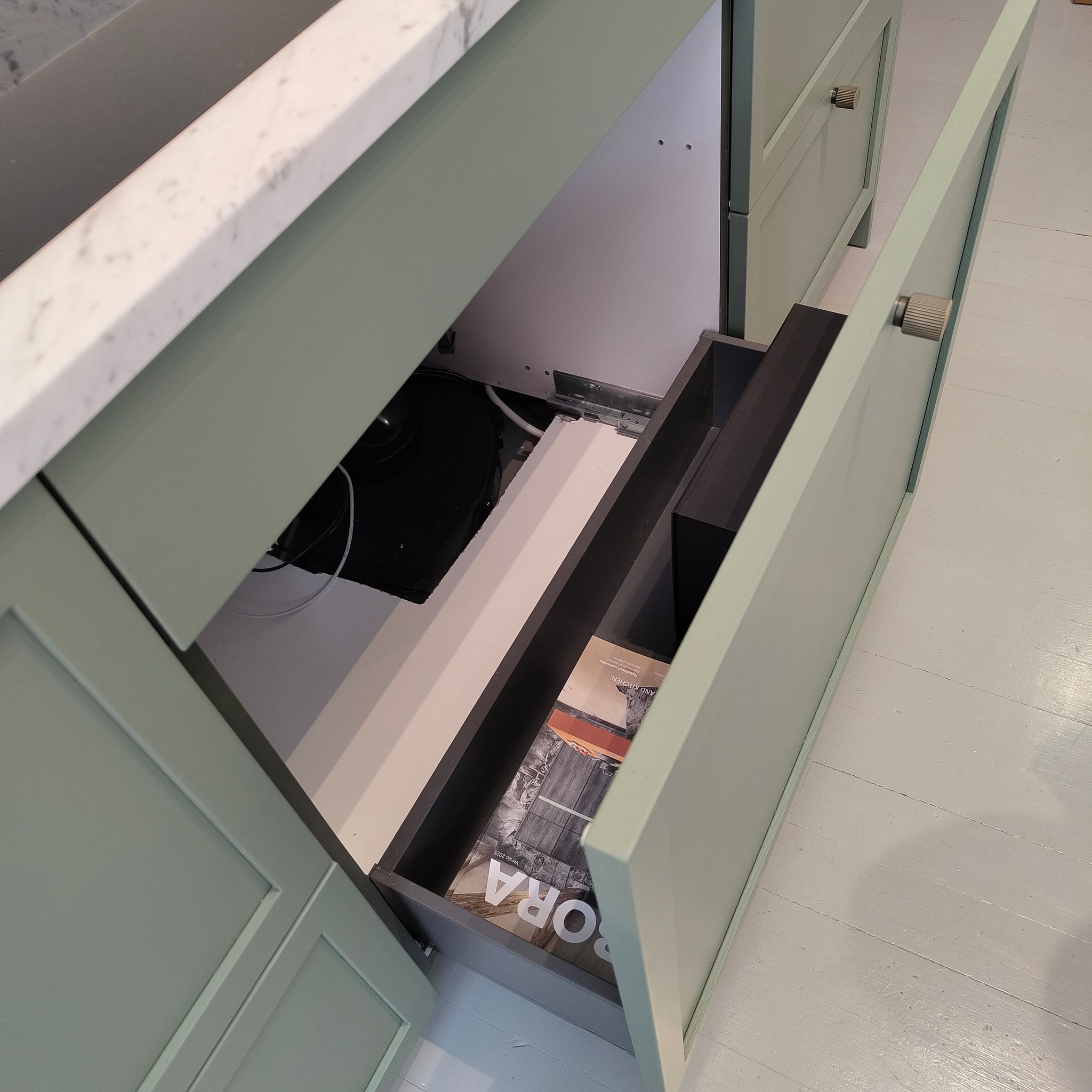 Image 5/7